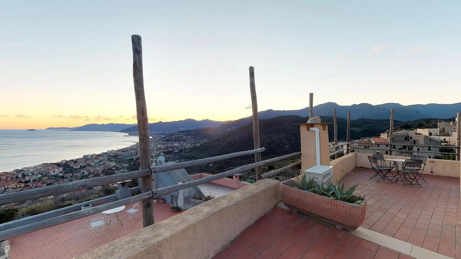 Casa Del Teatro Aparthotel Borgio Verezzi Ιταλία