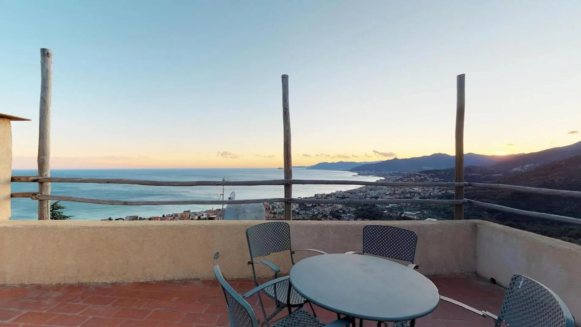 Casa Del Teatro Aparthotel Borgio Verezzi 0*,  Ιταλία
